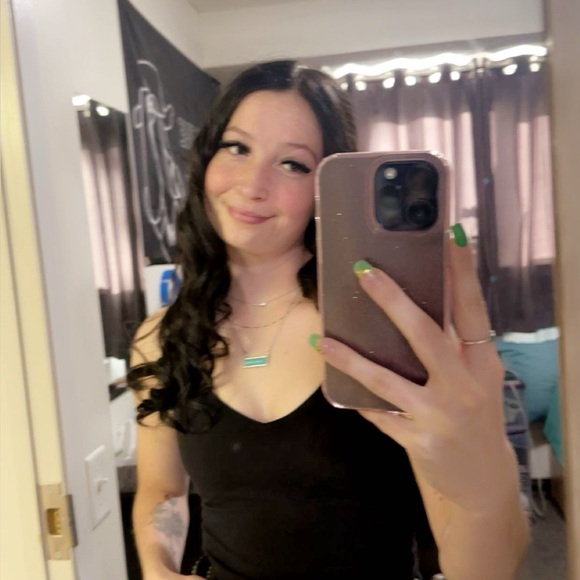 alora_23